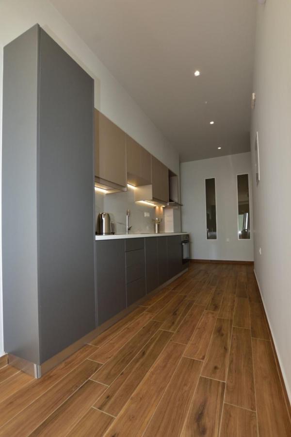 Gonis Grand Luxury Suite Palaiochora Bagian luar foto