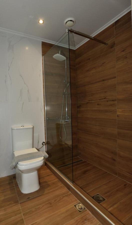 Gonis Grand Luxury Suite Palaiochora Bagian luar foto